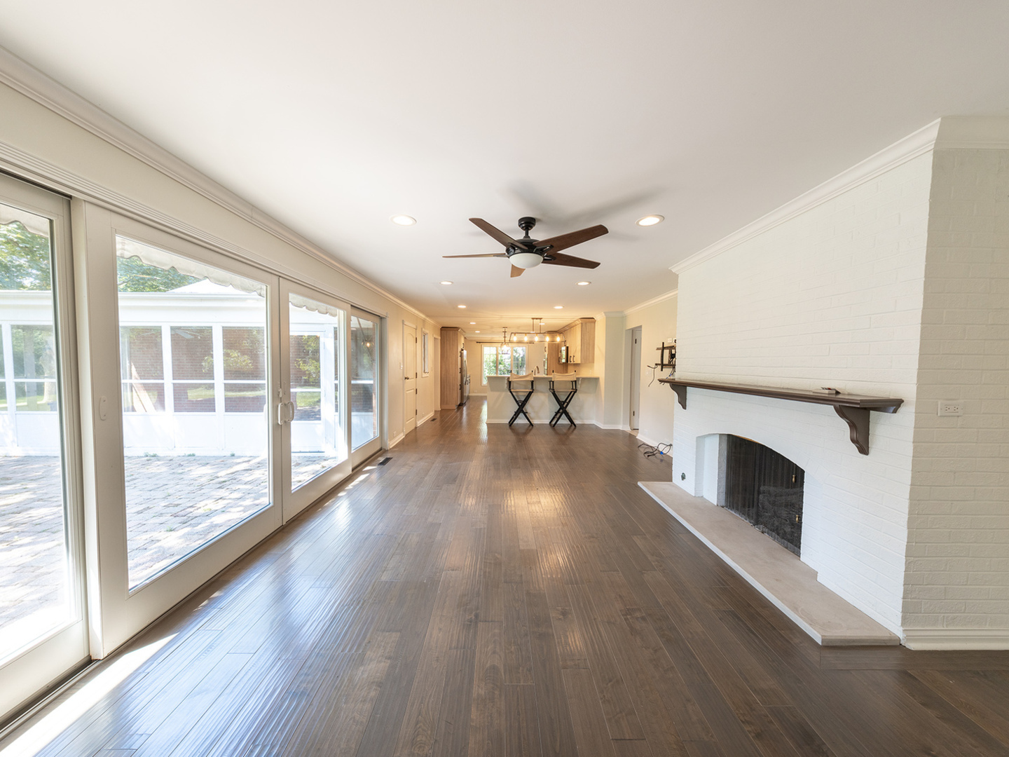 20 Chatham Lane, Oak Brook, IL 60523