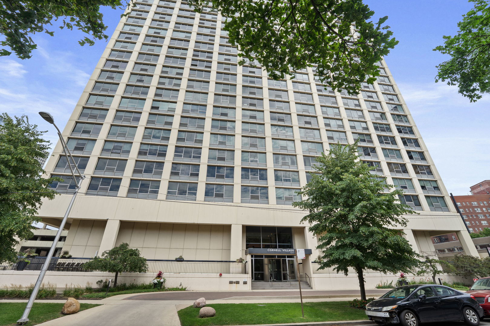 5201 S Cornell Avenue #4B, Chicago, IL 60615