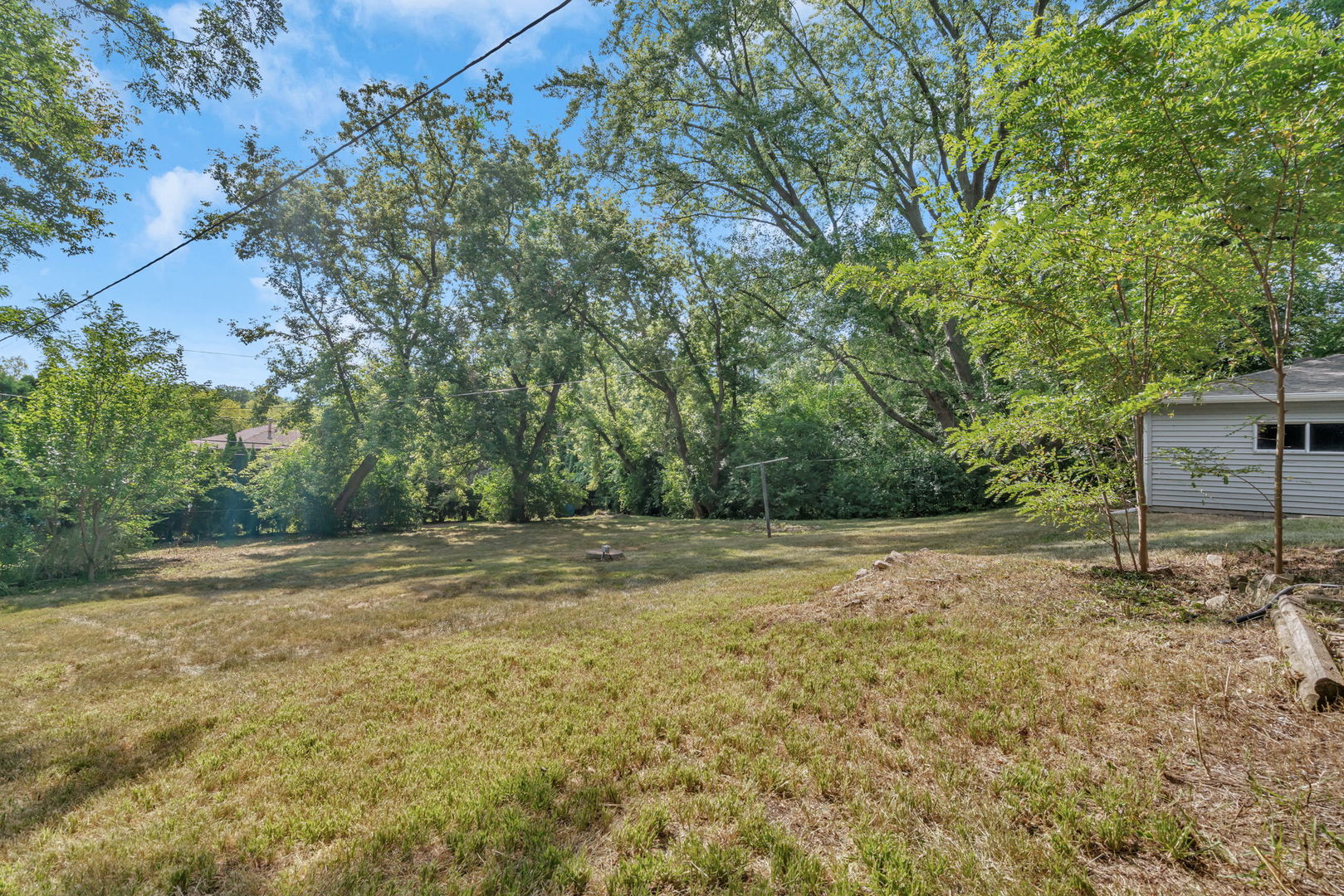 1107 S Hough Street, Barrington, IL 60010