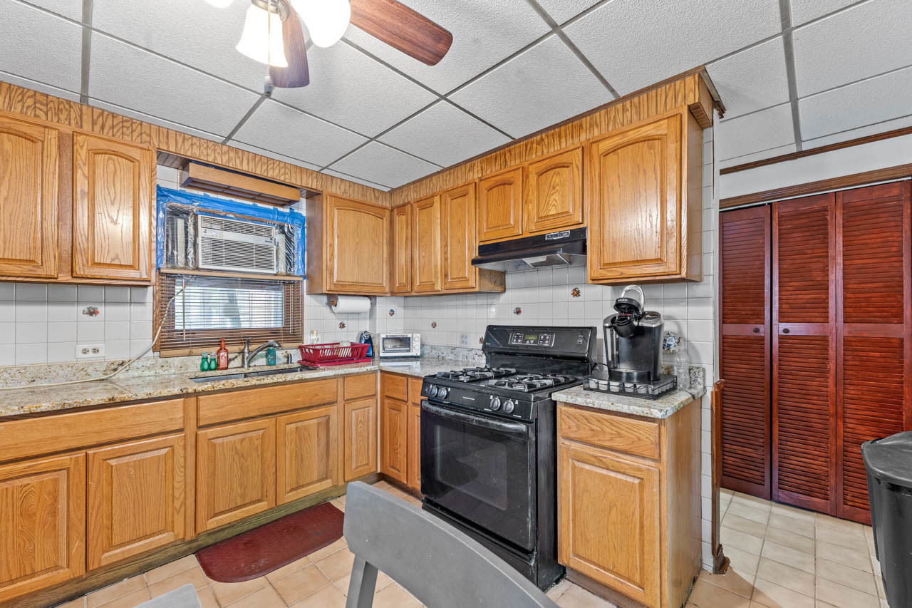 123 Peach Street, Park Forest, IL 60466
