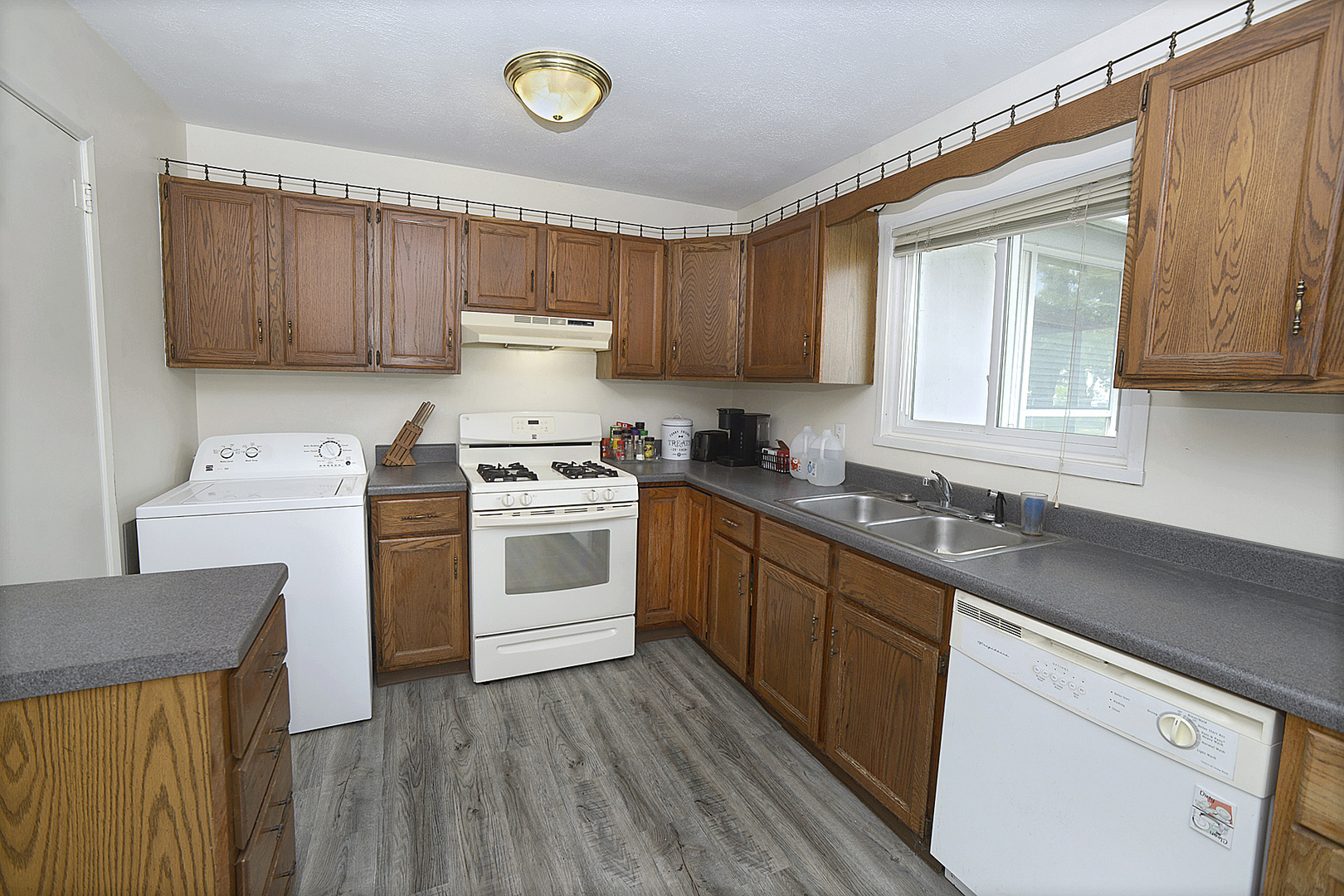 1520 Birchlawn Place, Ottawa, IL 61350