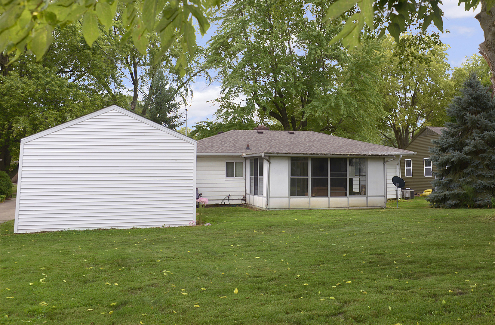 1520 Birchlawn Place, Ottawa, IL 61350