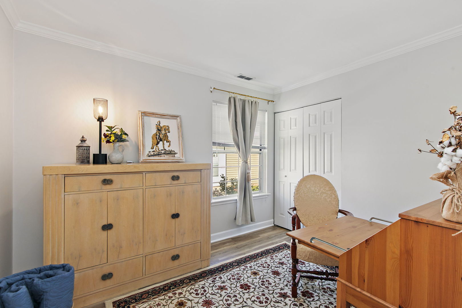 1605 Woodcutter Lane #A, Wheaton, IL 60189