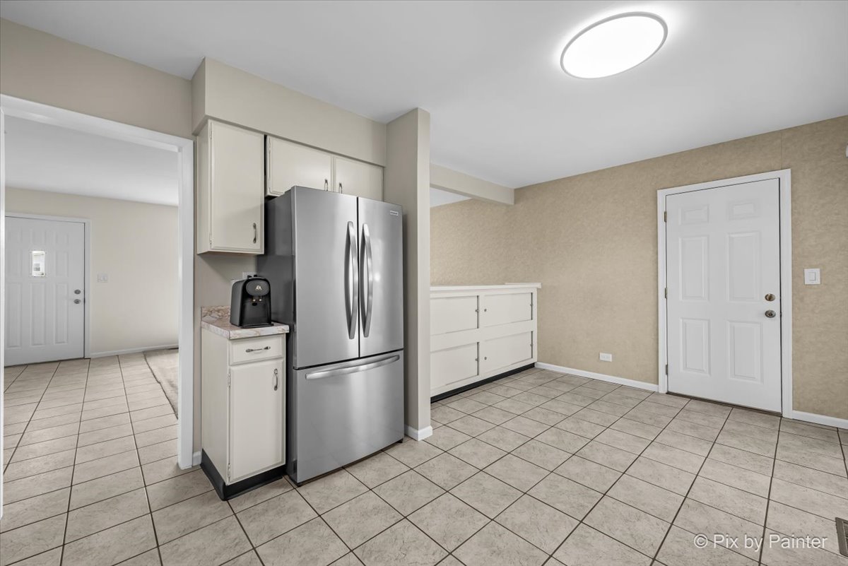 1505 Cypress Court, Hanover Park, IL 60133