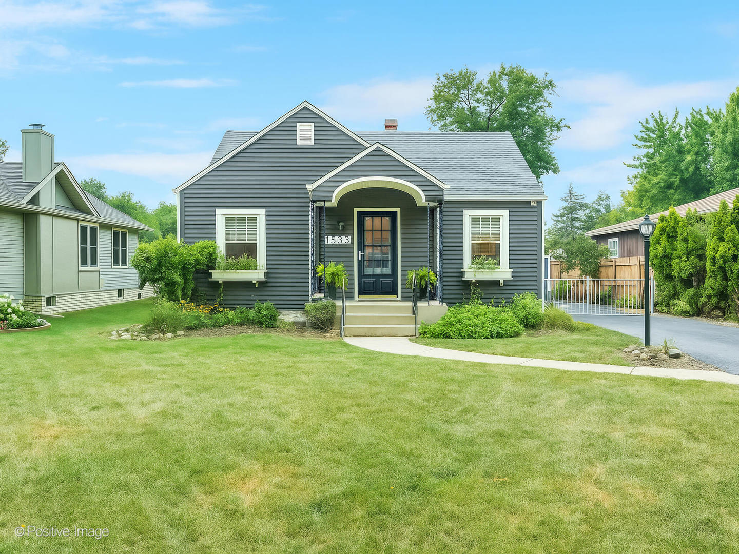 1533 Burr Oak Road, Homewood, IL 60430