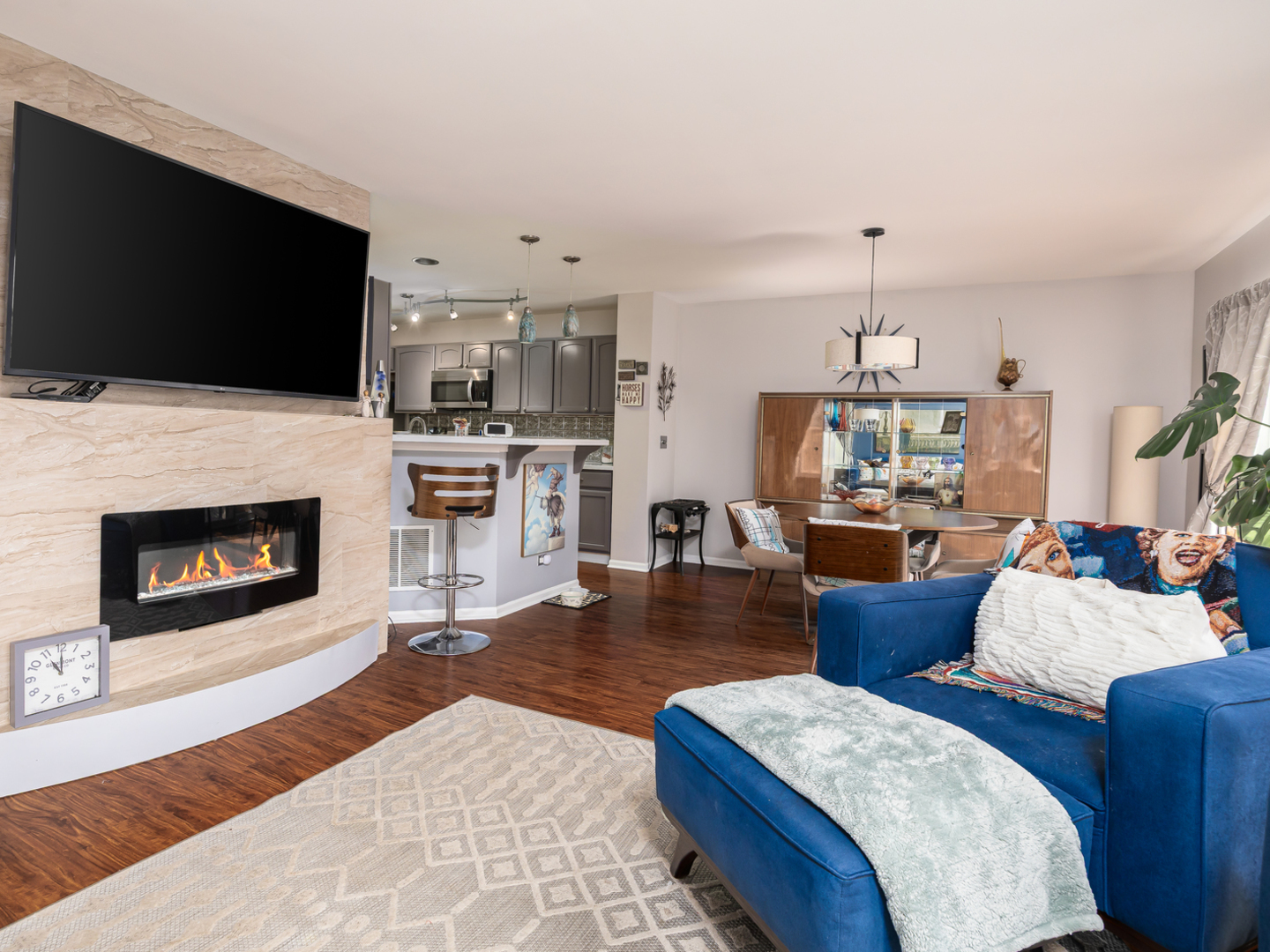 1549 Brompton Lane, Crystal Lake, IL 60014