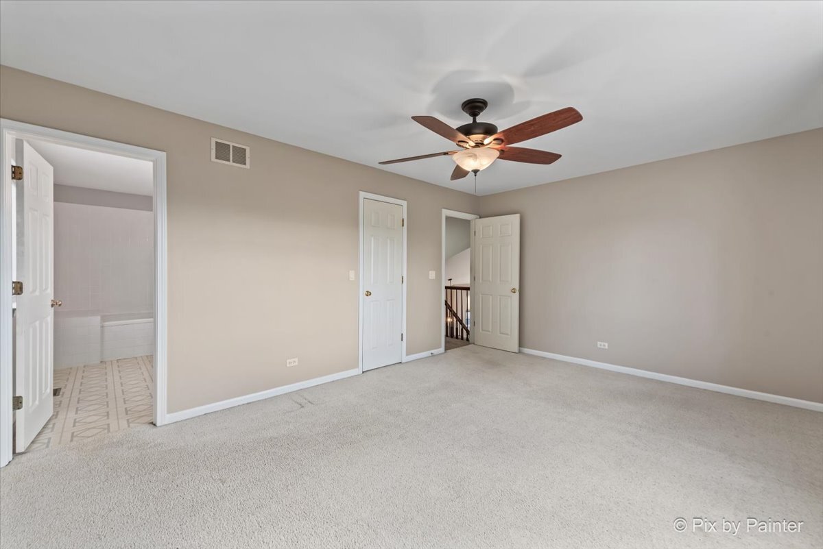 3021 Melbourne Lane, Lake In The Hills, IL 60156