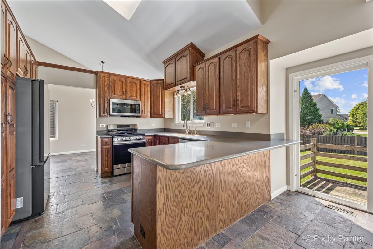 3021 Melbourne Lane, Lake In The Hills, IL 60156