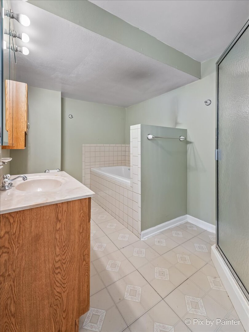 3021 Melbourne Lane, Lake In The Hills, IL 60156