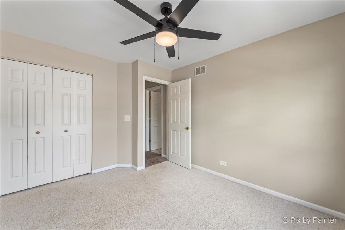 3021 Melbourne Lane, Lake In The Hills, IL 60156