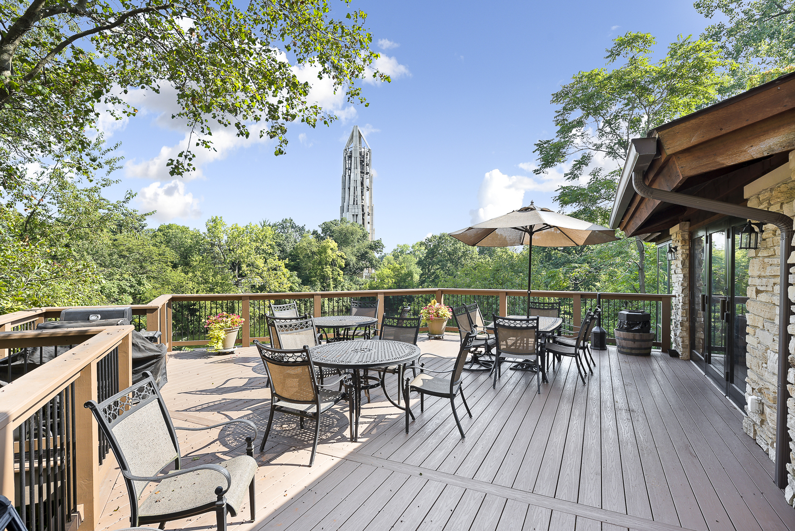 511 Aurora Avenue #608, Naperville, IL 60540