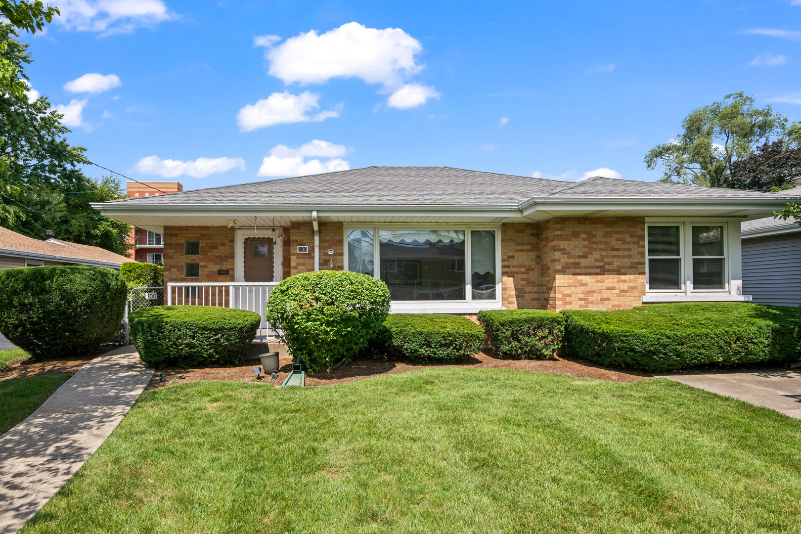 100 E Washington Street, Palatine, IL 60067