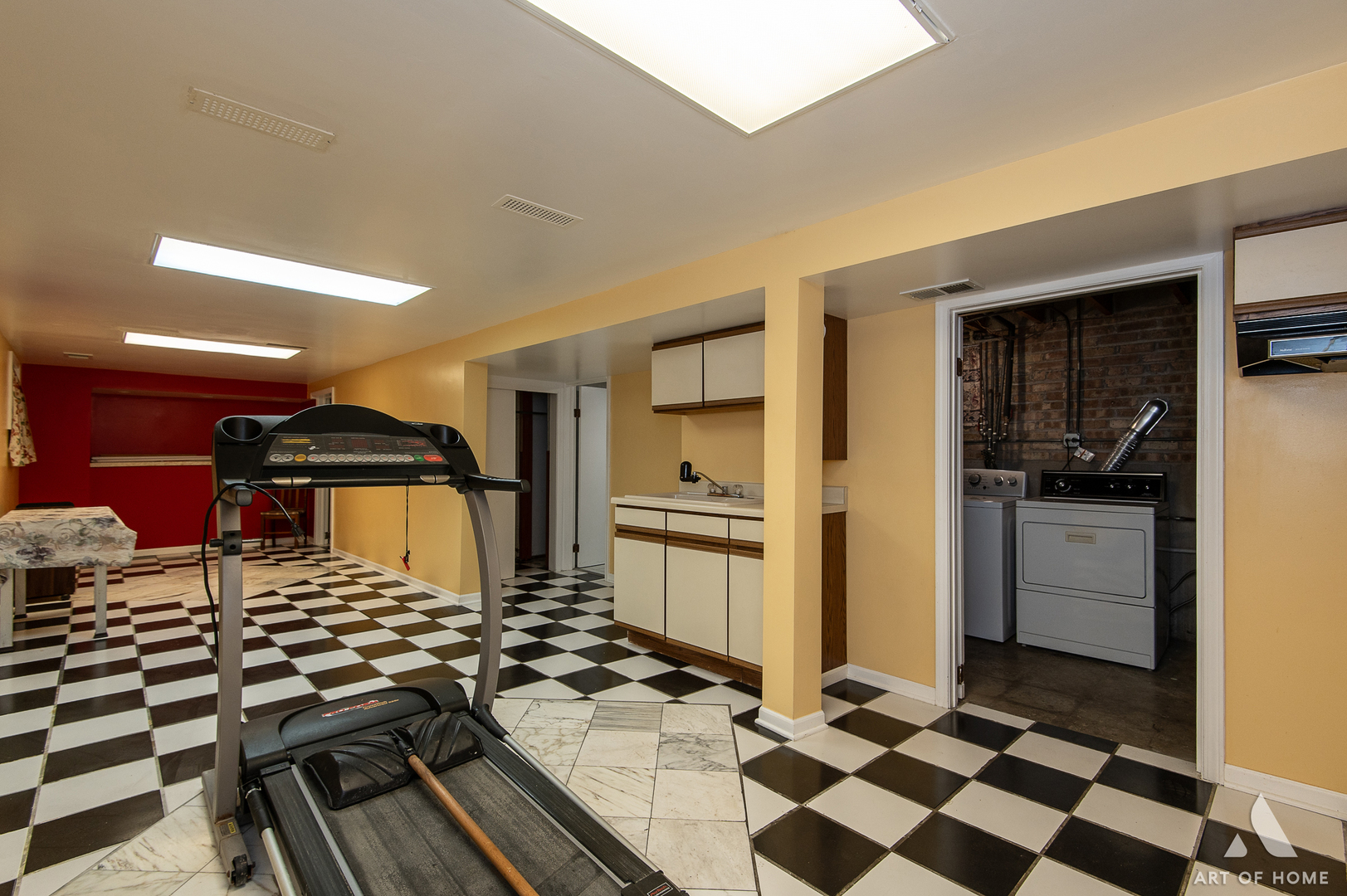 6857 W 63rd Place, Chicago, IL 60638