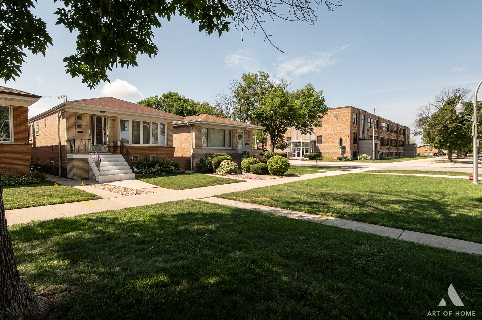 6857 W 63rd Place, Chicago, IL 60638