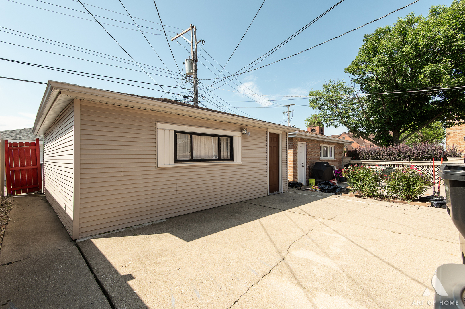 6857 W 63rd Place, Chicago, IL 60638