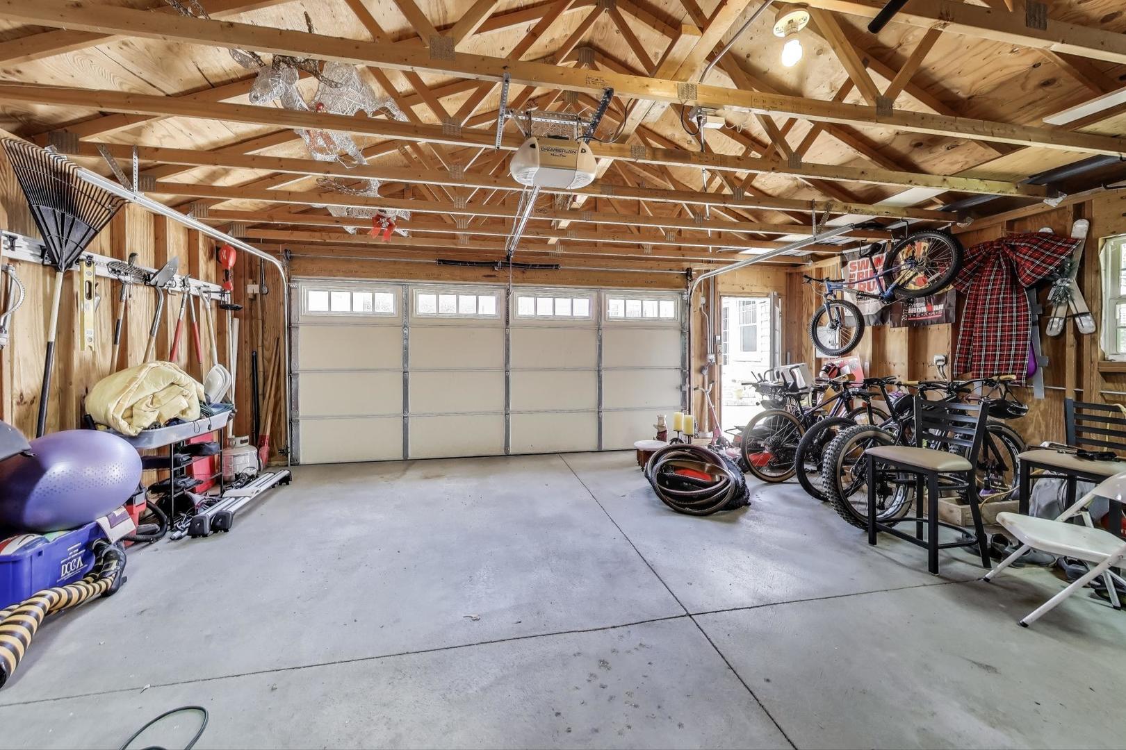 310 Carter Street, Libertyville, IL 60048