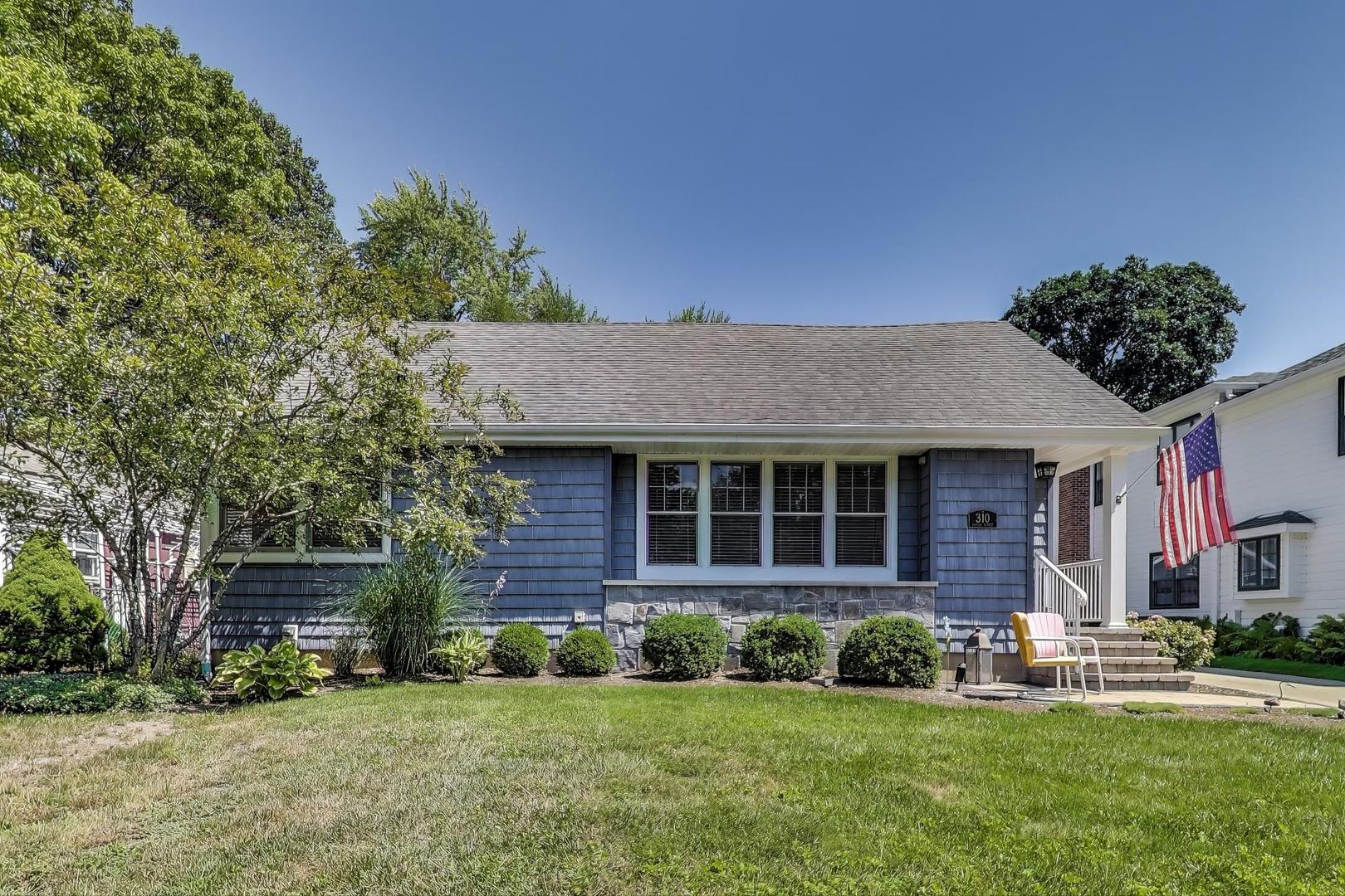 310 Carter Street, Libertyville, IL 60048