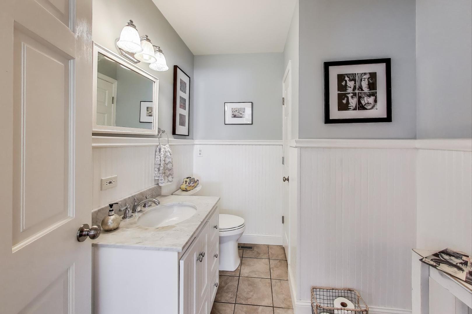 310 Carter Street, Libertyville, IL 60048