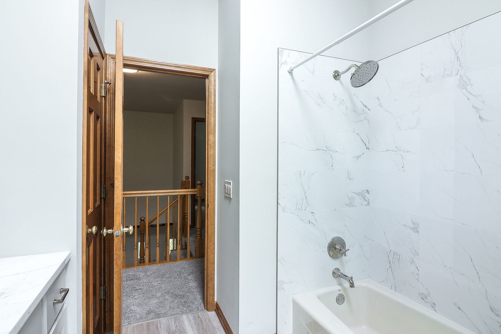 1736 Mundelein Road, Naperville, IL 60540