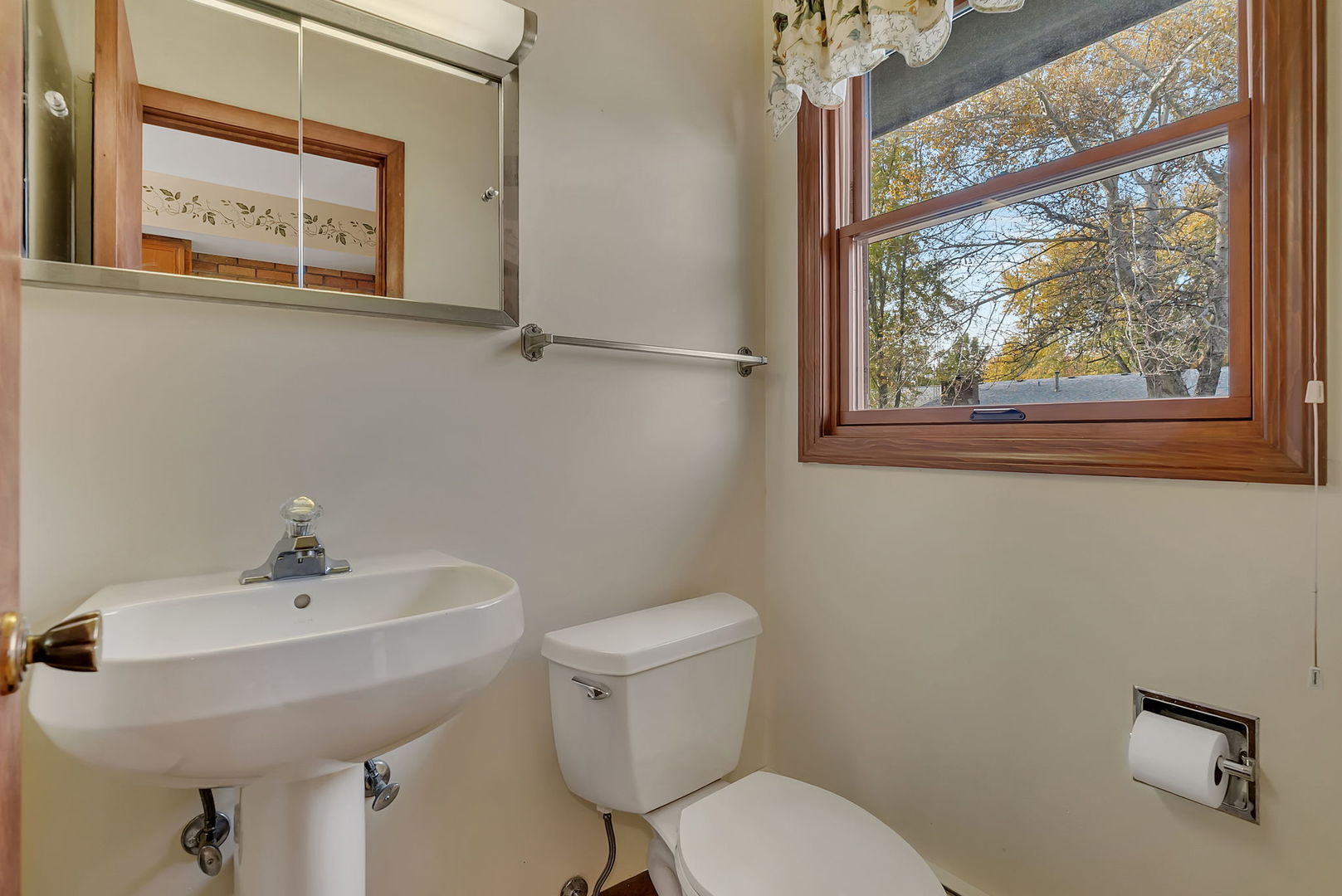 19 Willow Lane, Bristol, IL 60512