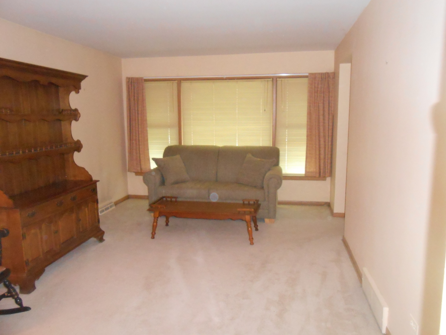 6059 S MASSASOIT Avenue, Chicago, IL 60638