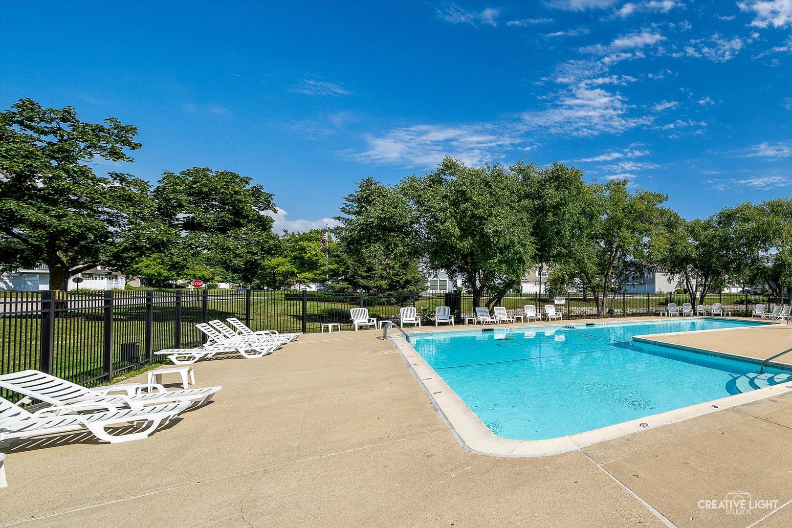 1489 Woodcutter Lane #A, Wheaton, IL 60189