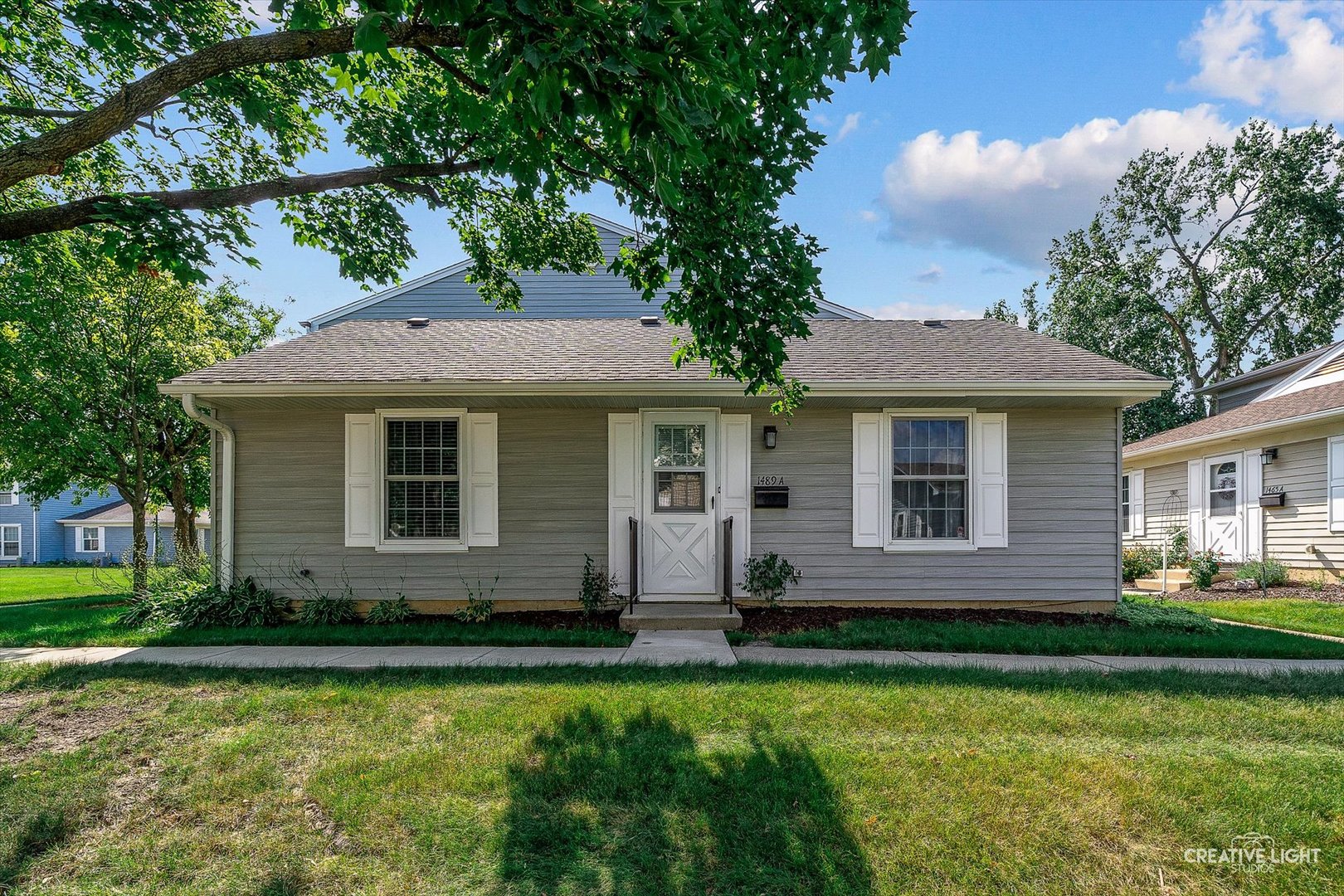 1489 Woodcutter Lane #A, Wheaton, IL 60189
