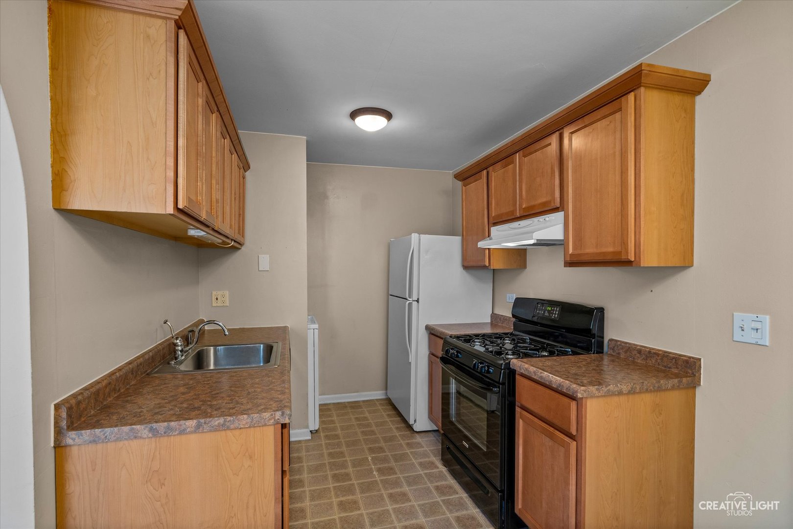 1489 Woodcutter Lane #A, Wheaton, IL 60189