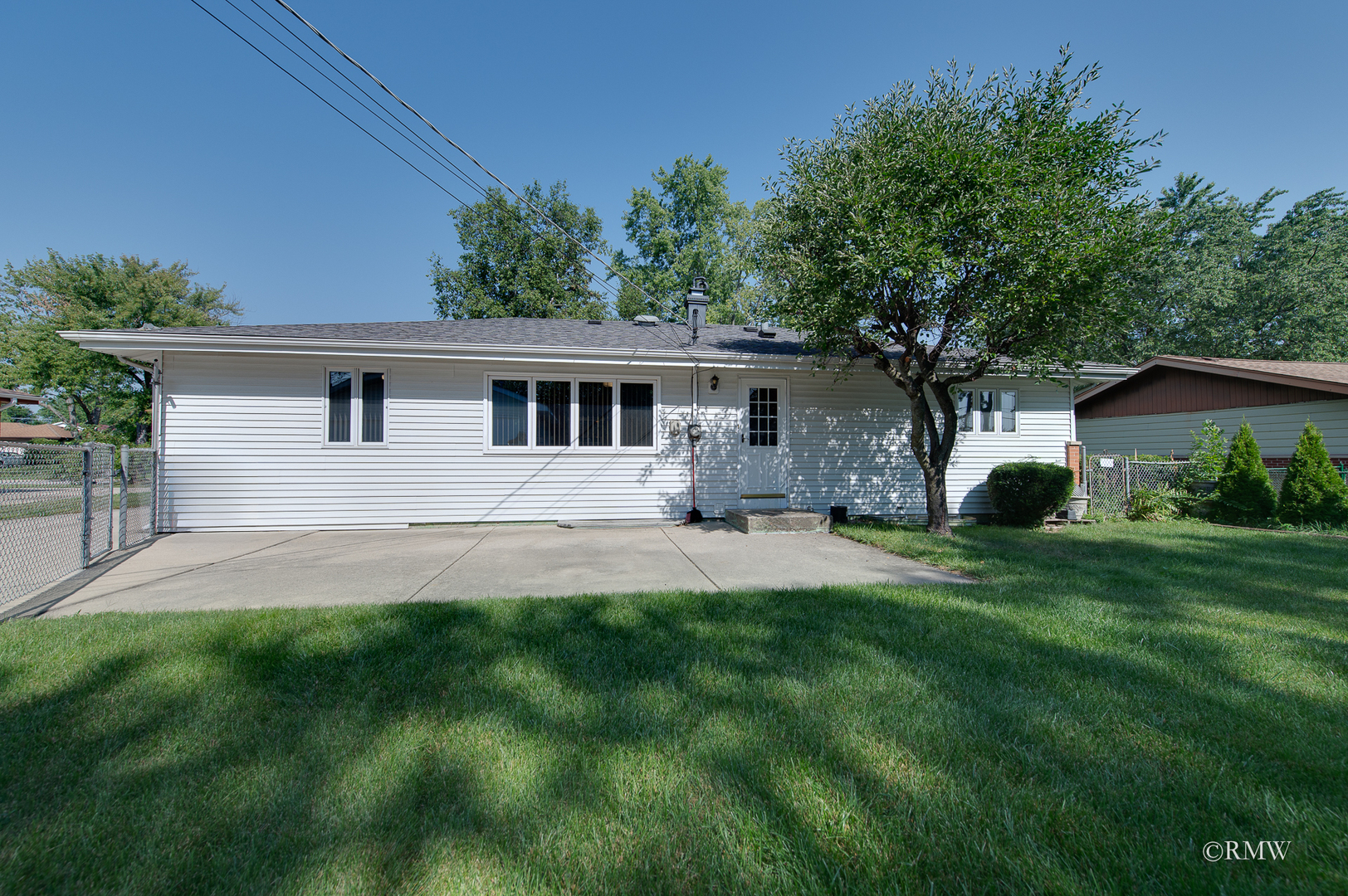 365 Washington Boulevard, Hoffman Estates, IL 60169