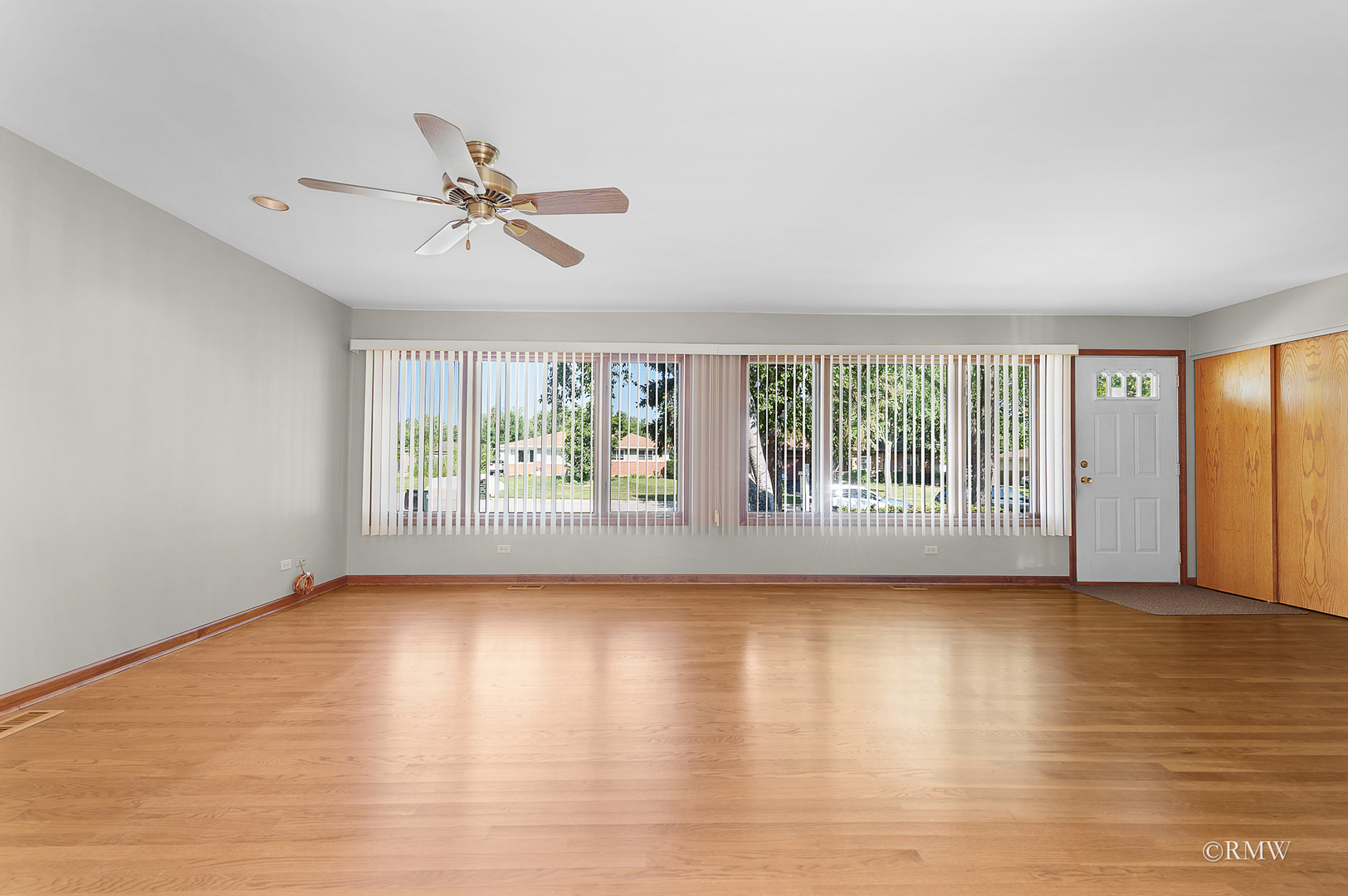 365 Washington Boulevard, Hoffman Estates, IL 60169