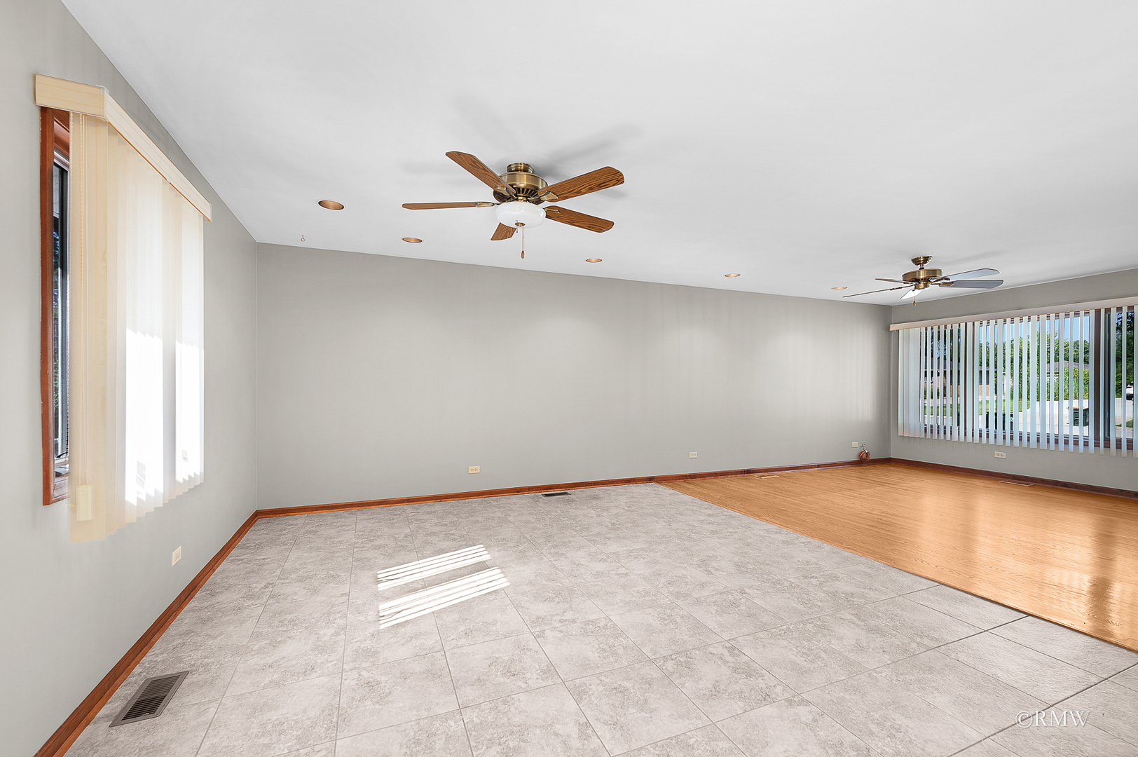 365 Washington Boulevard, Hoffman Estates, IL 60169