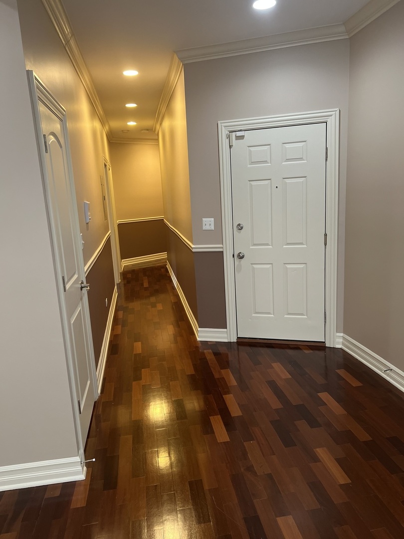 1367 E 64th Street #2, Chicago, IL 60637