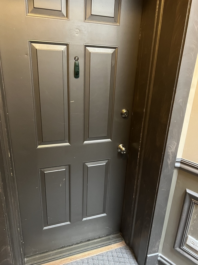 1367 E 64th Street #2, Chicago, IL 60637