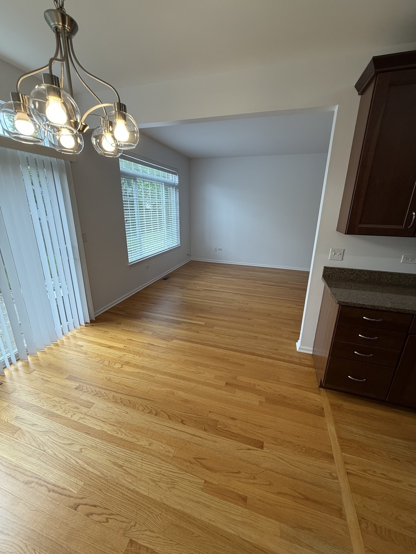 1659 Windward Court, Naperville, IL 60563
