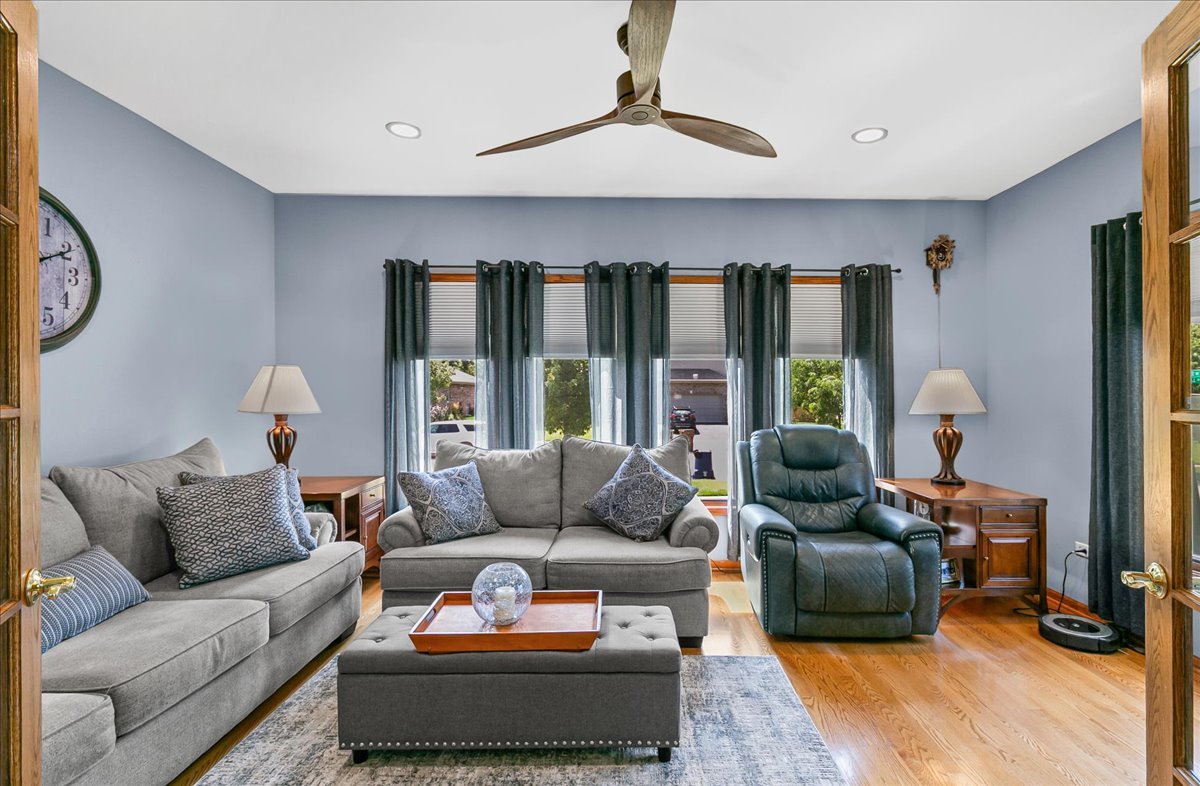 869 O Connell Street, New Lenox, IL 60451
