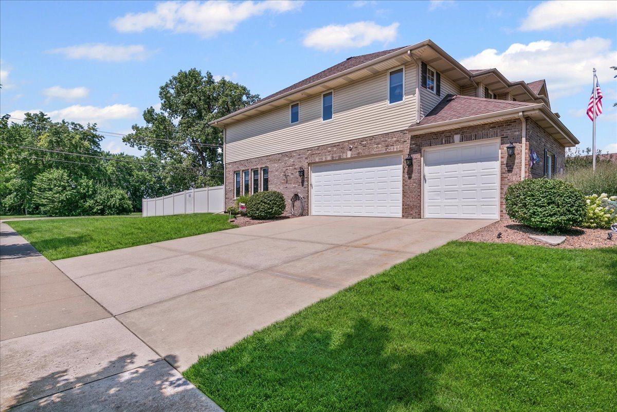 869 O Connell Street, New Lenox, IL 60451