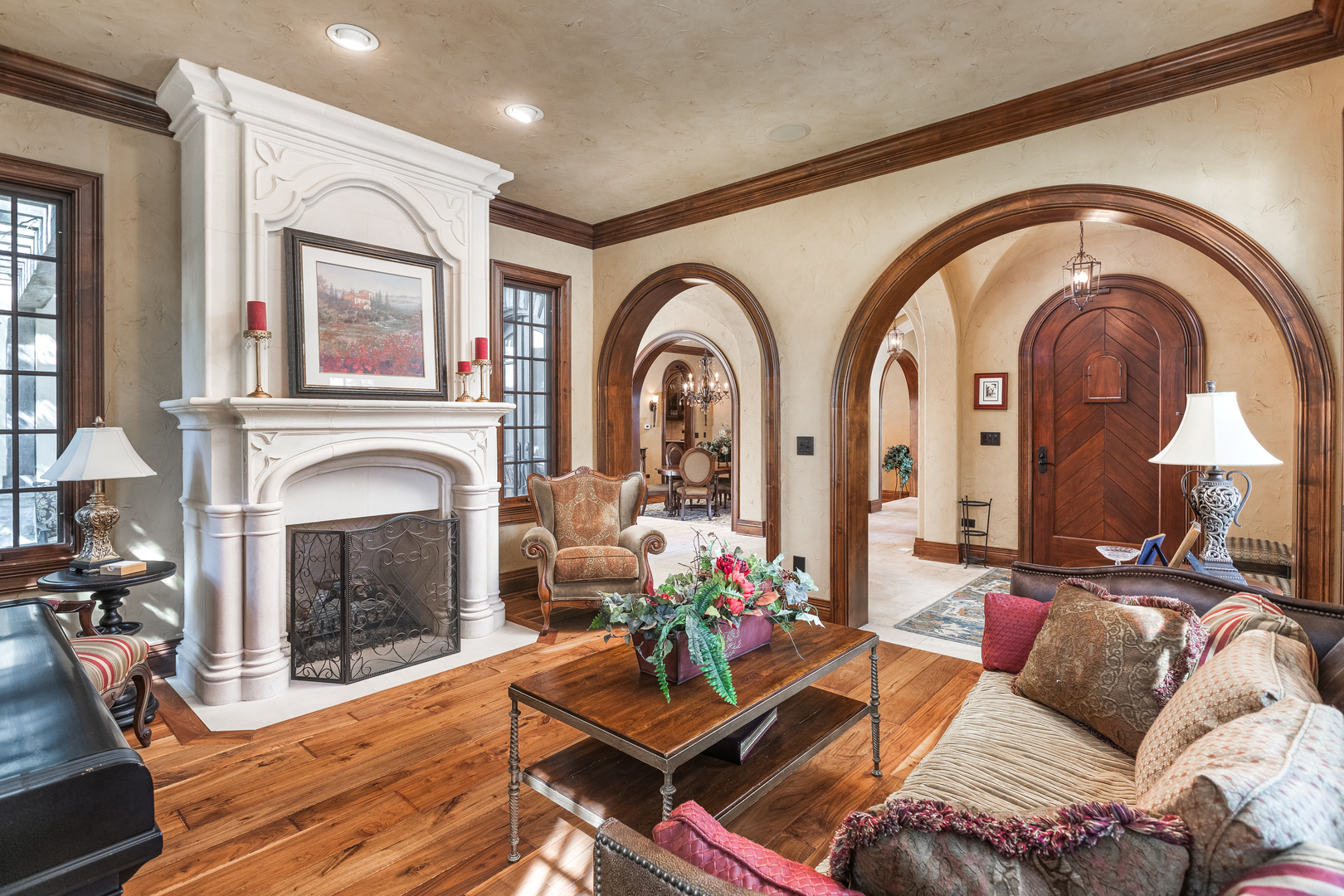 21 Forest Avenue, Naperville, IL 60540