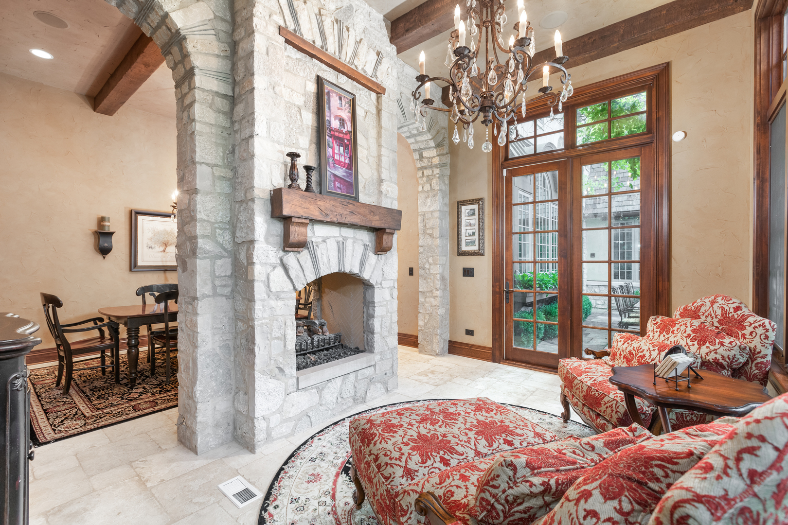 21 Forest Avenue, Naperville, IL 60540