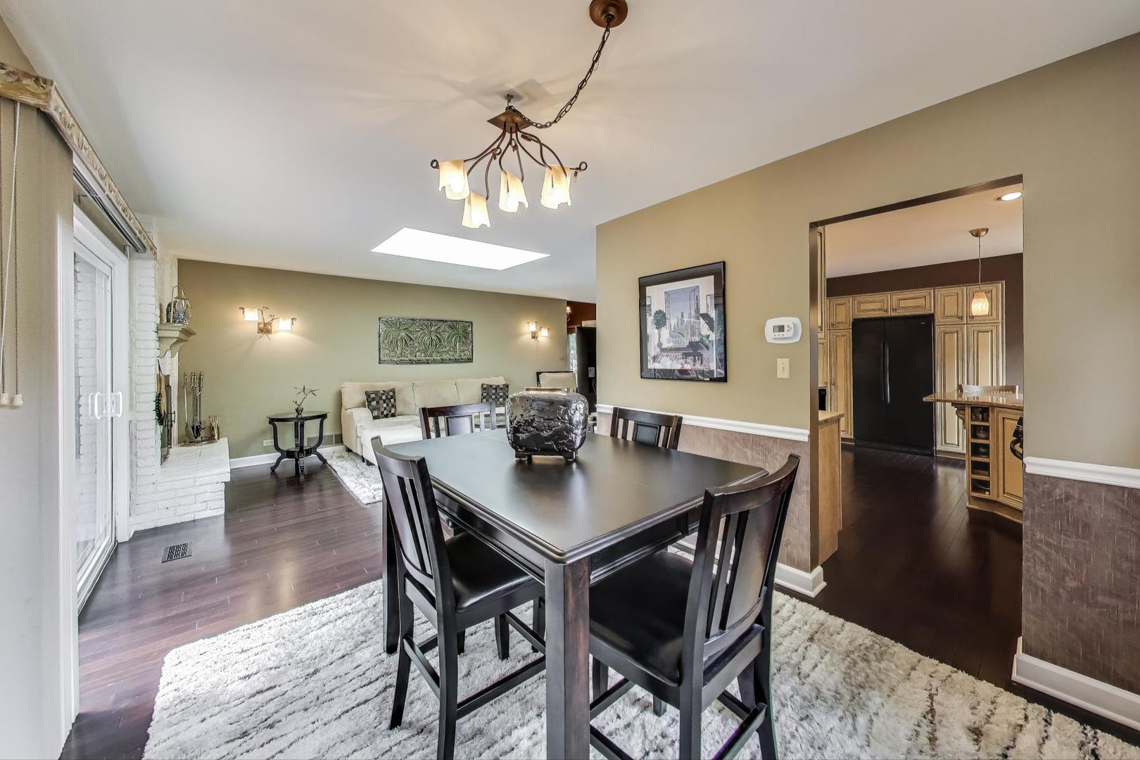 161 E Old Bridge Road, Palatine, IL 60067