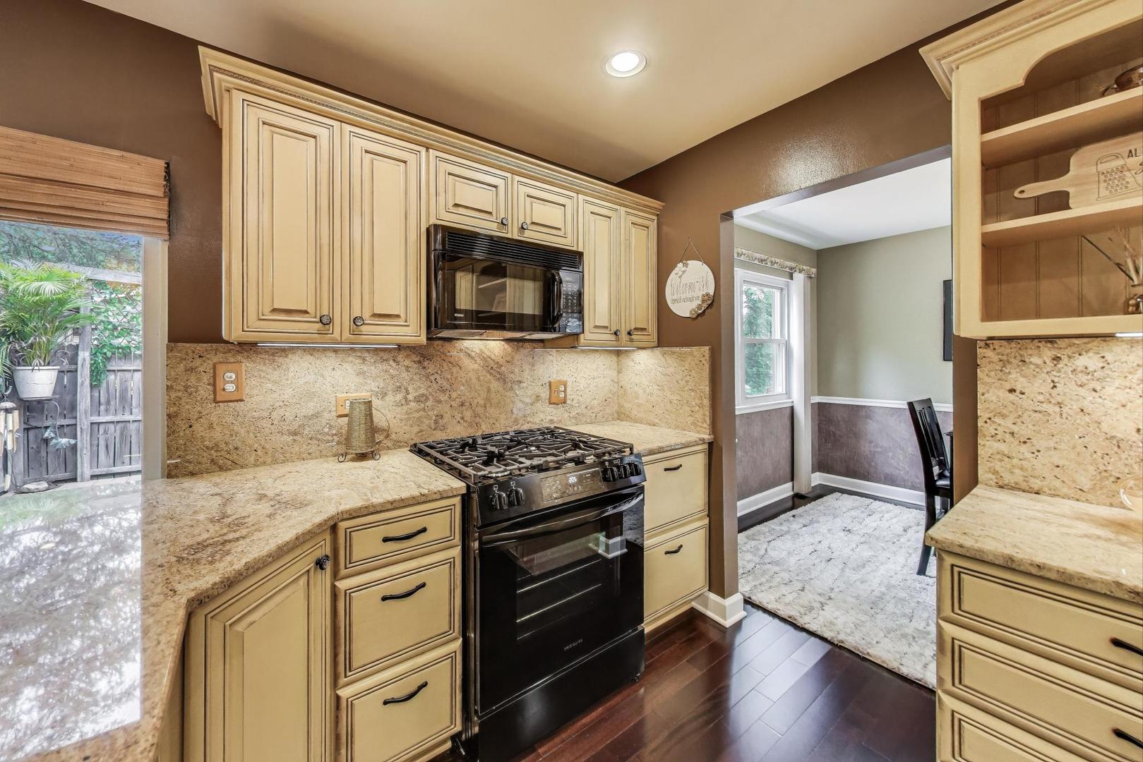 161 E Old Bridge Road, Palatine, IL 60067