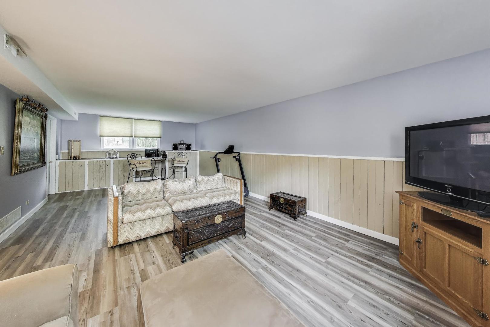 161 E Old Bridge Road, Palatine, IL 60067