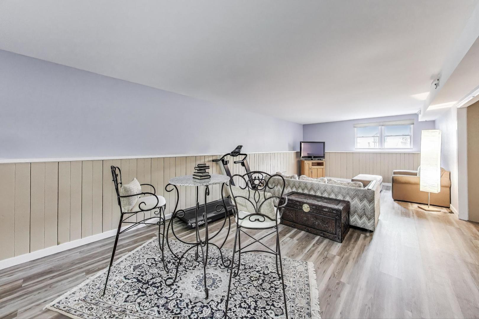 161 E Old Bridge Road, Palatine, IL 60067