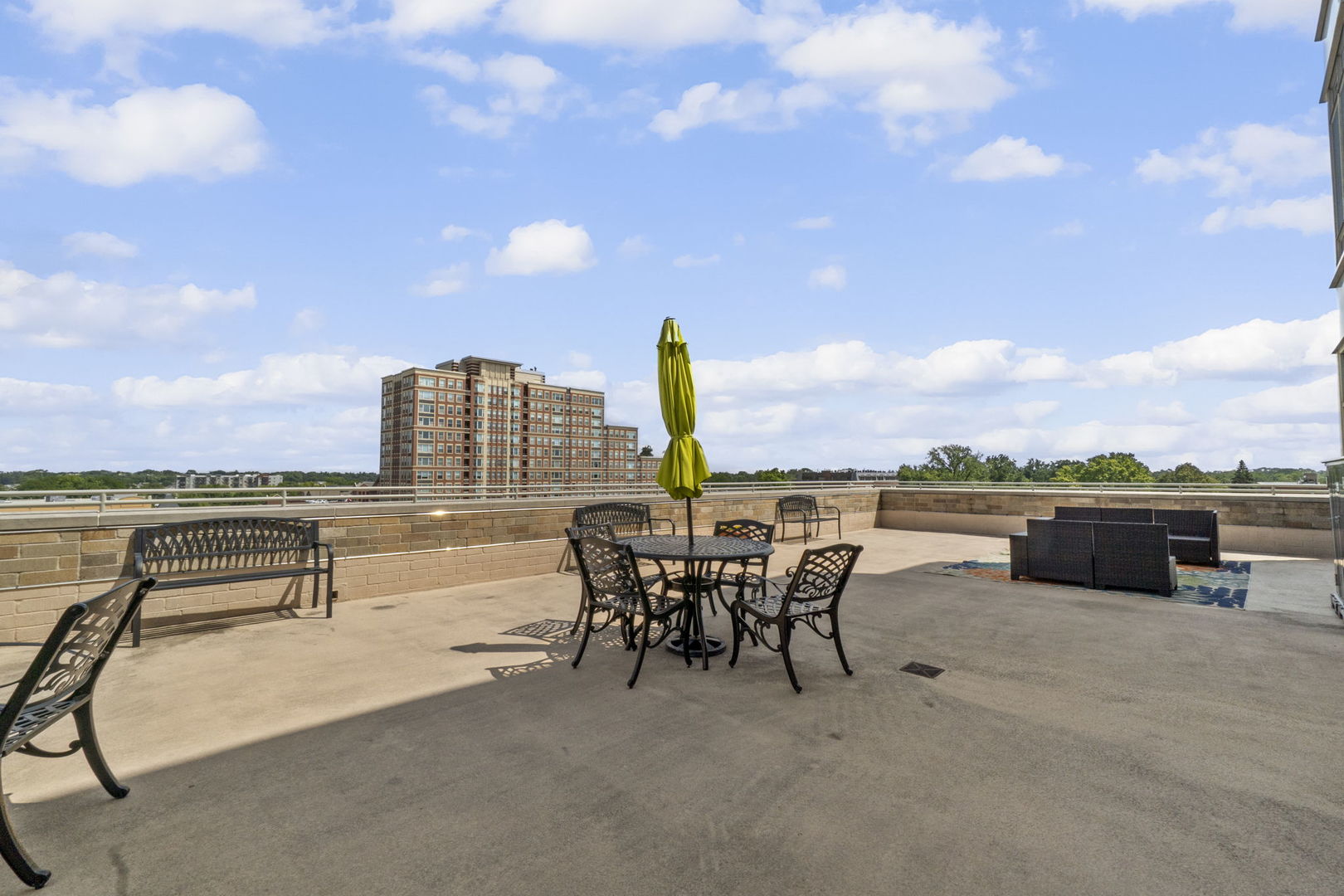 10 S Dunton Avenue #407, Arlington Heights, IL 60005