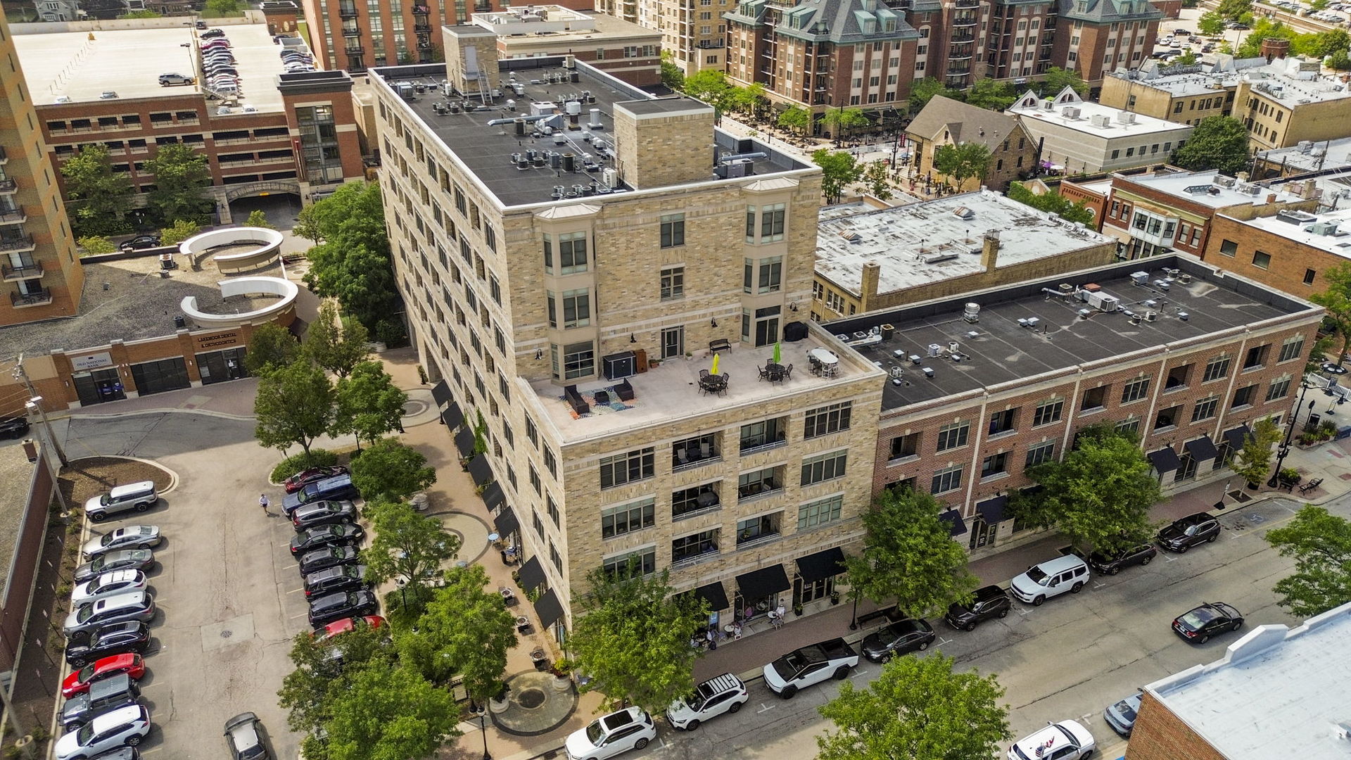 10 S Dunton Avenue #407, Arlington Heights, IL 60005