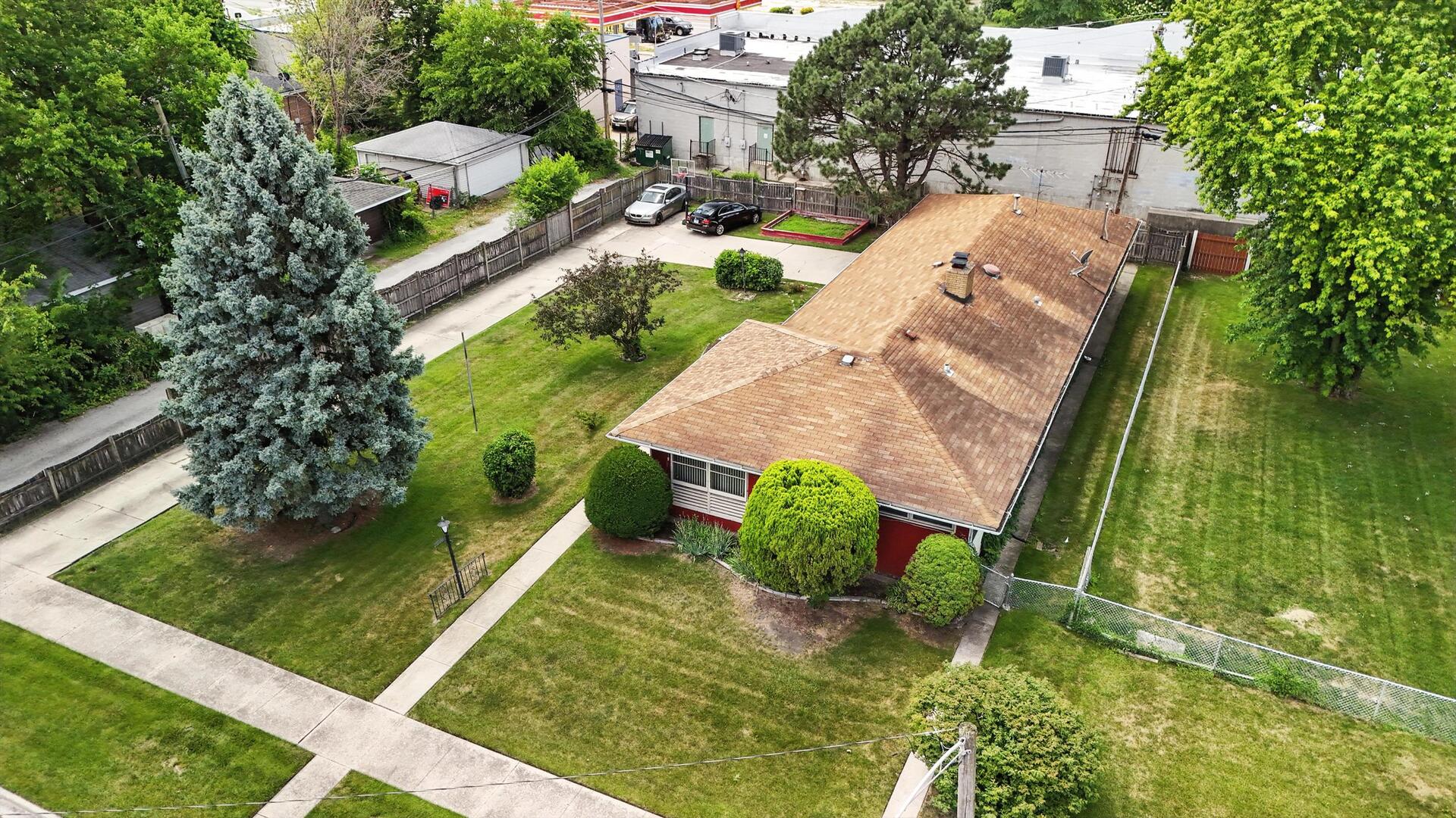 16632 Emerald Avenue, Harvey, IL 60426
