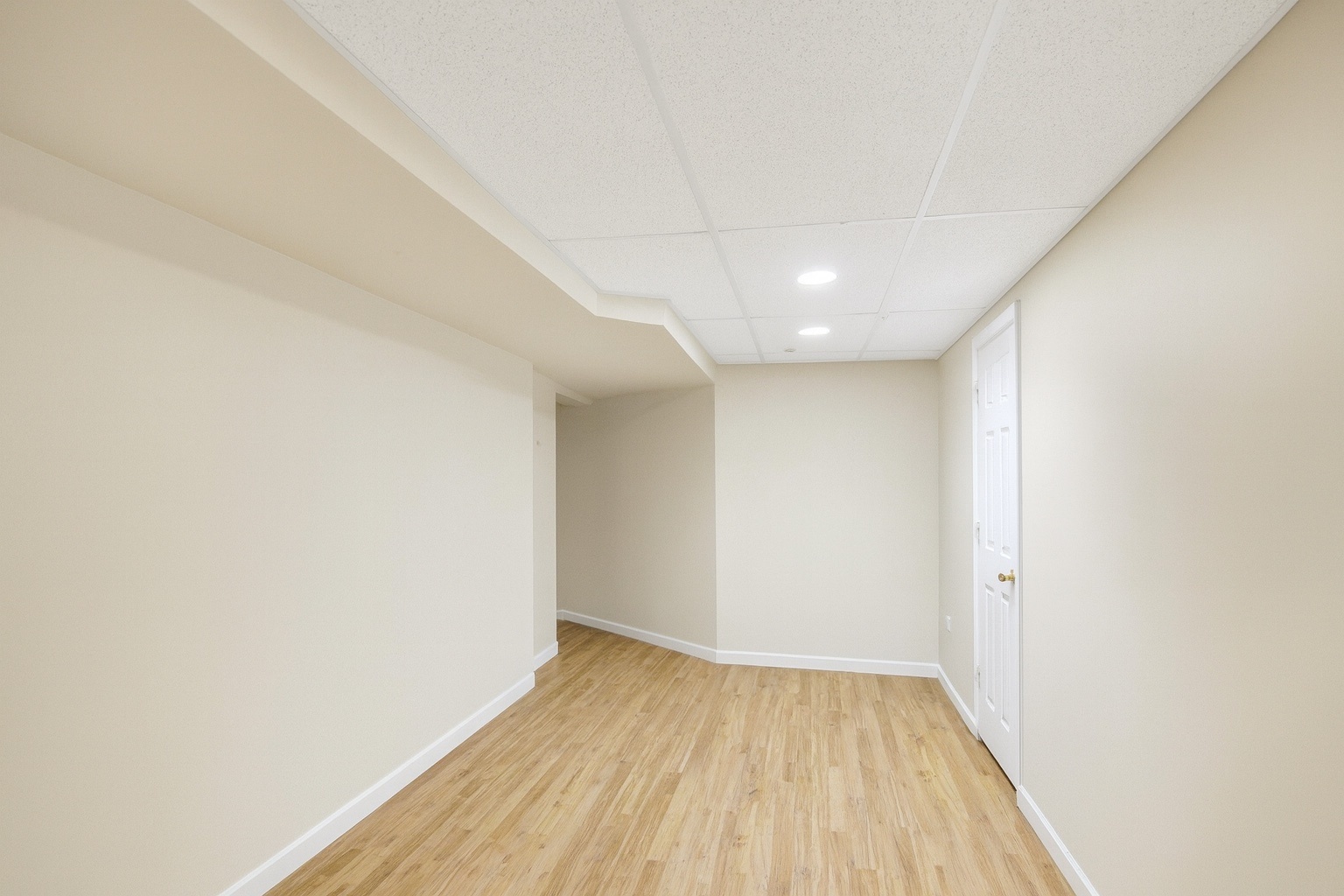2652 Bainbridge Boulevard, West Chicago, IL 60185