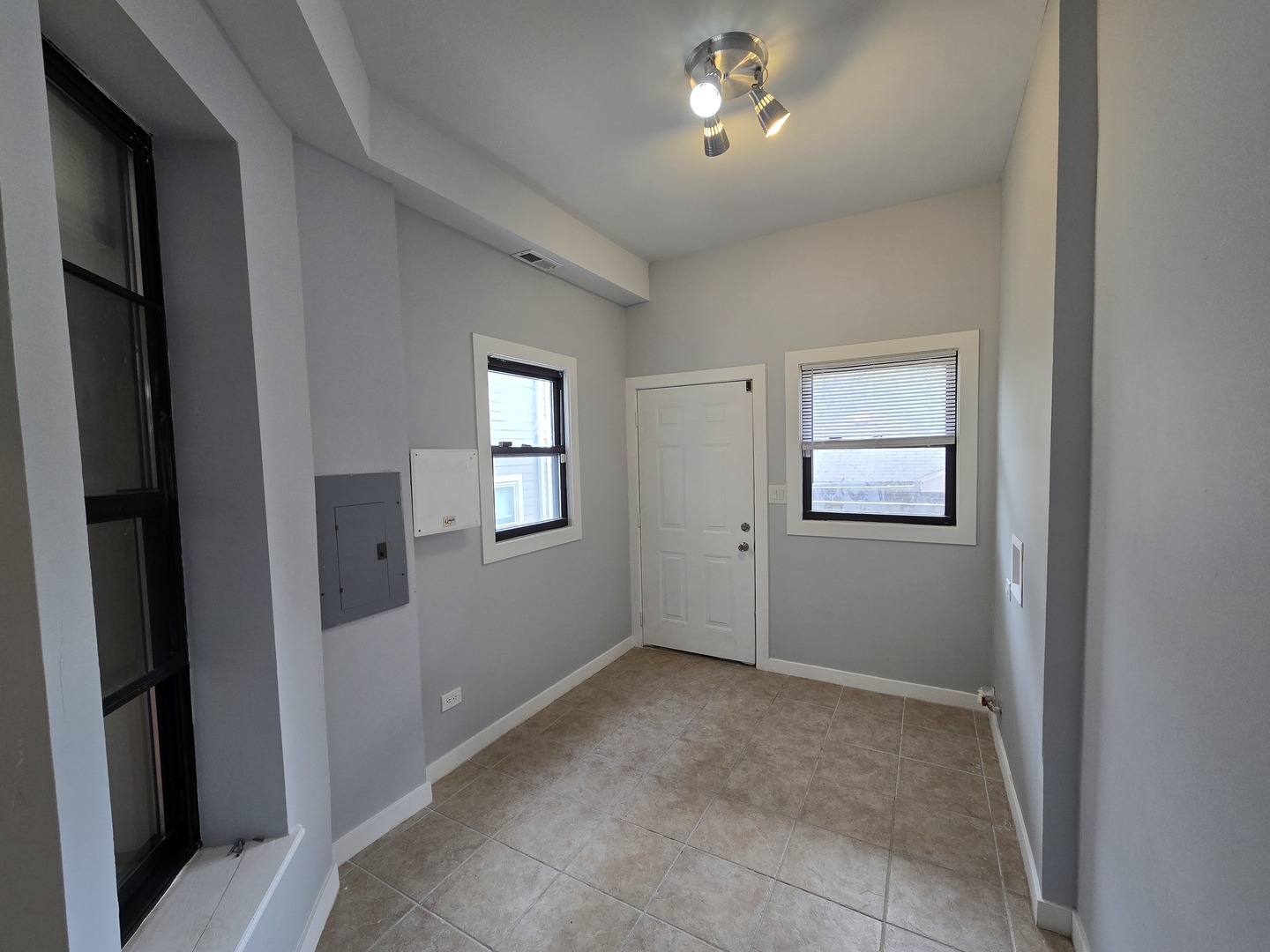 6137 S Kimbark Avenue #1, Chicago, IL 60637