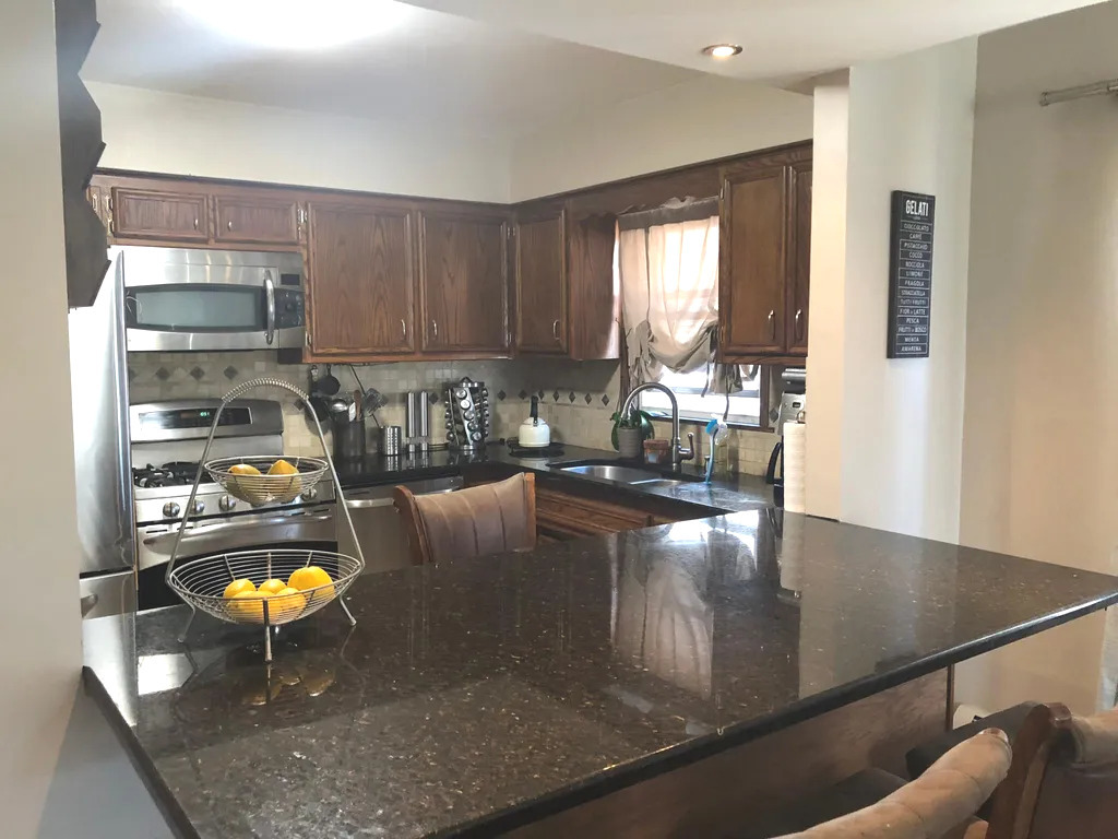 4656 Custer Avenue #1B, Brookfield, IL 60513