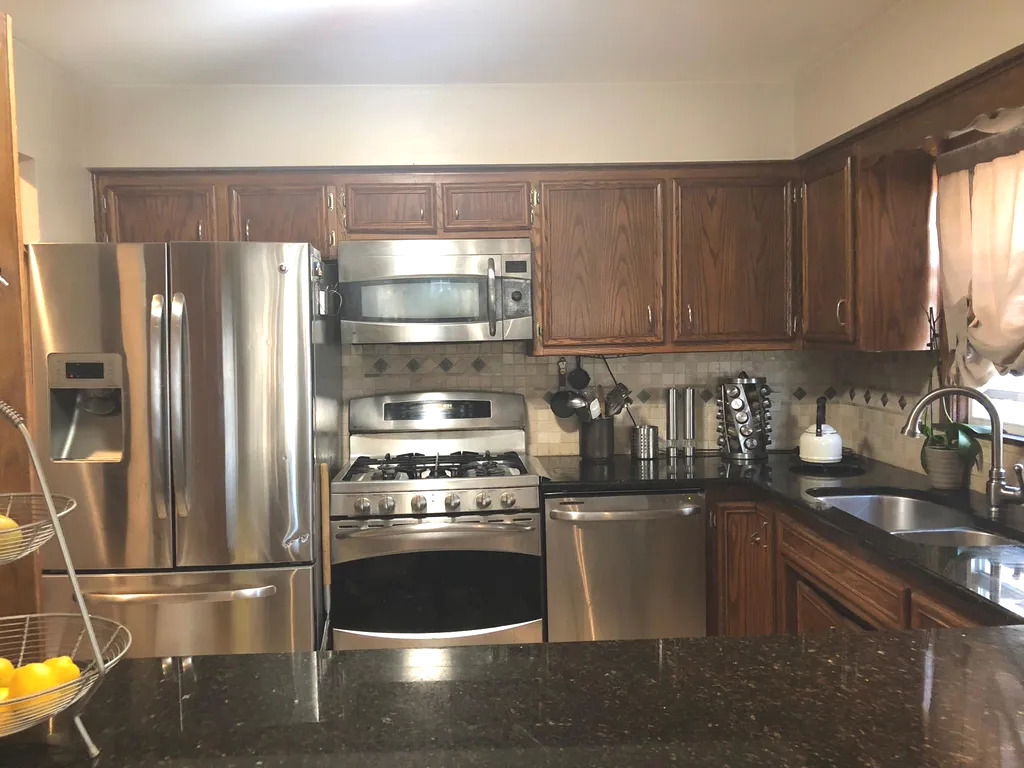 4656 Custer Avenue #1B, Brookfield, IL 60513
