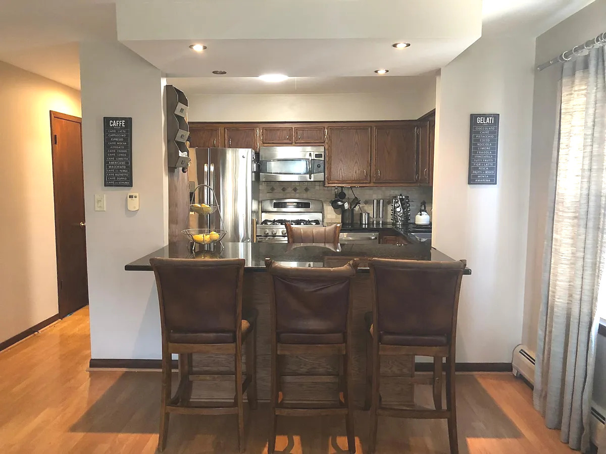 4656 Custer Avenue #1B, Brookfield, IL 60513